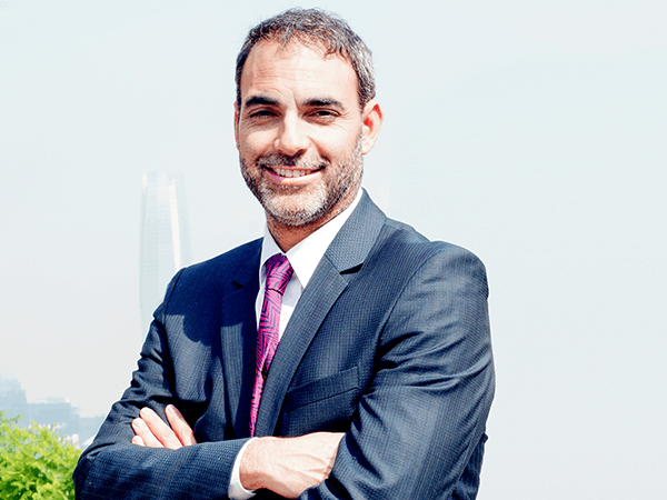 Alex Fischer Asesora Venta entre EuroAmerica y Zurich