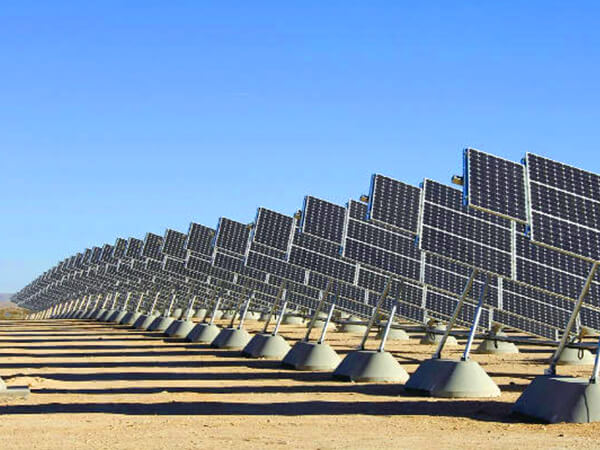 Fondo de USD 147 millones para la construcción de 28 plantas fotovoltaicas