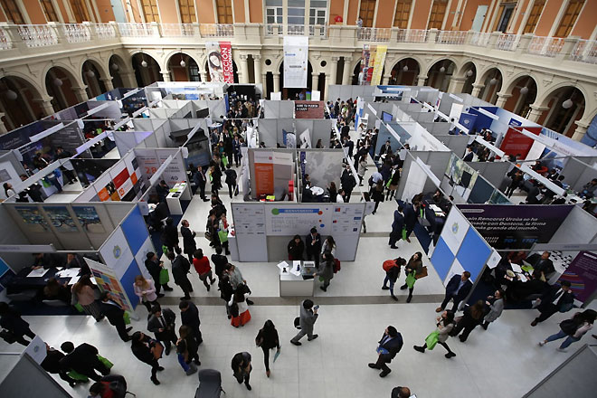 Feria del Trabajo Derecho UC: convoca a más de 2 mil visitantes en su octava versión