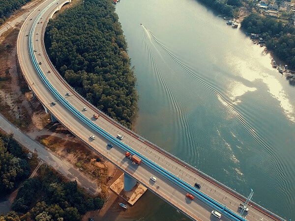 Baraona Marshall & Cia en Financiamiento para Costanera Norte